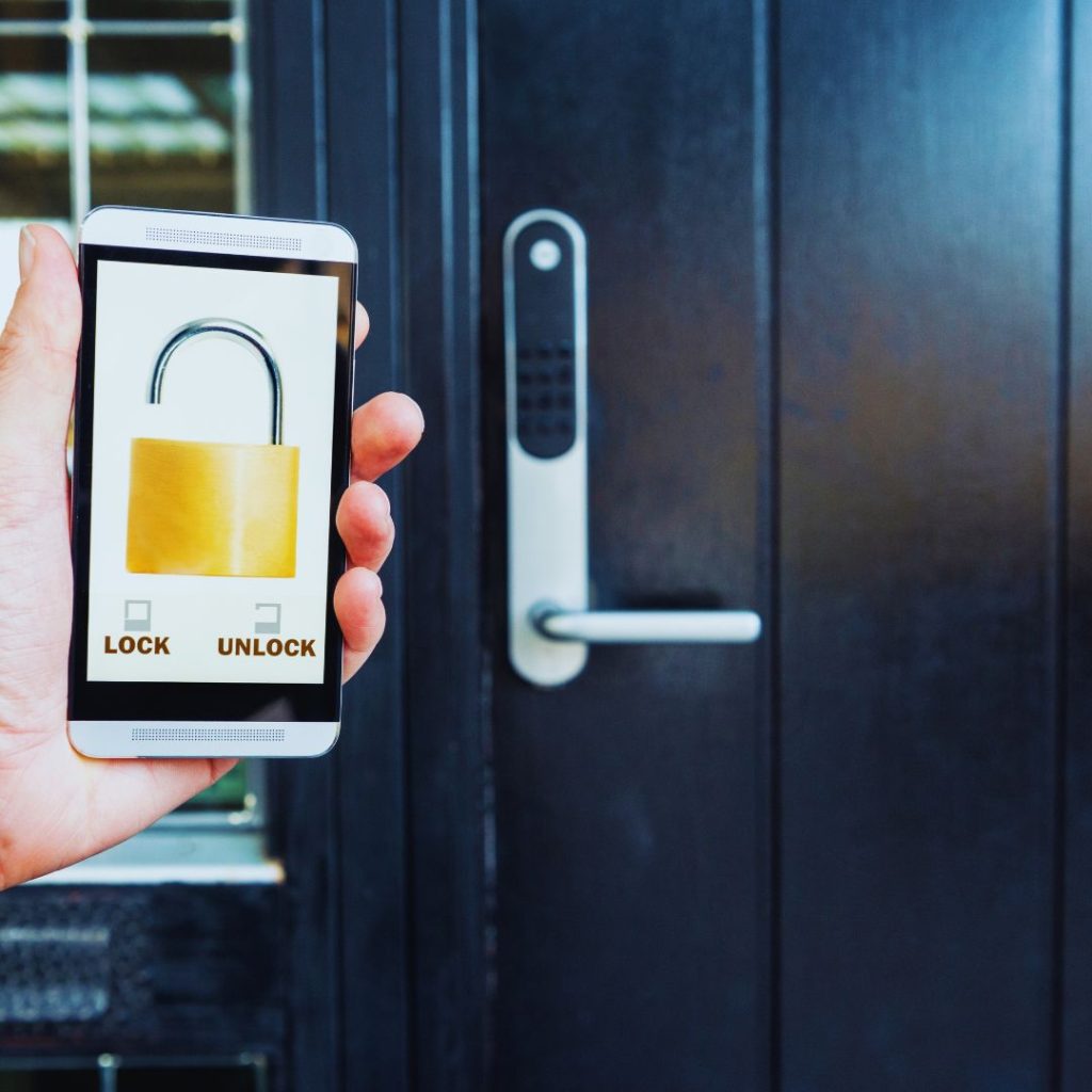 מנעולים חכמים מול מכניים