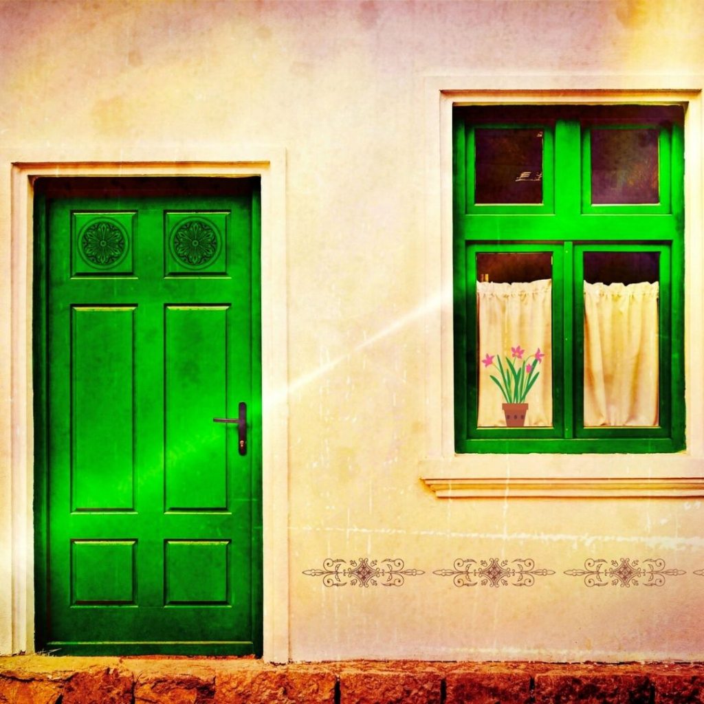 מה ההבדל בין מנעול רגיל לבין מנעול חכם לדלת | מדריך לבחירה נכונה