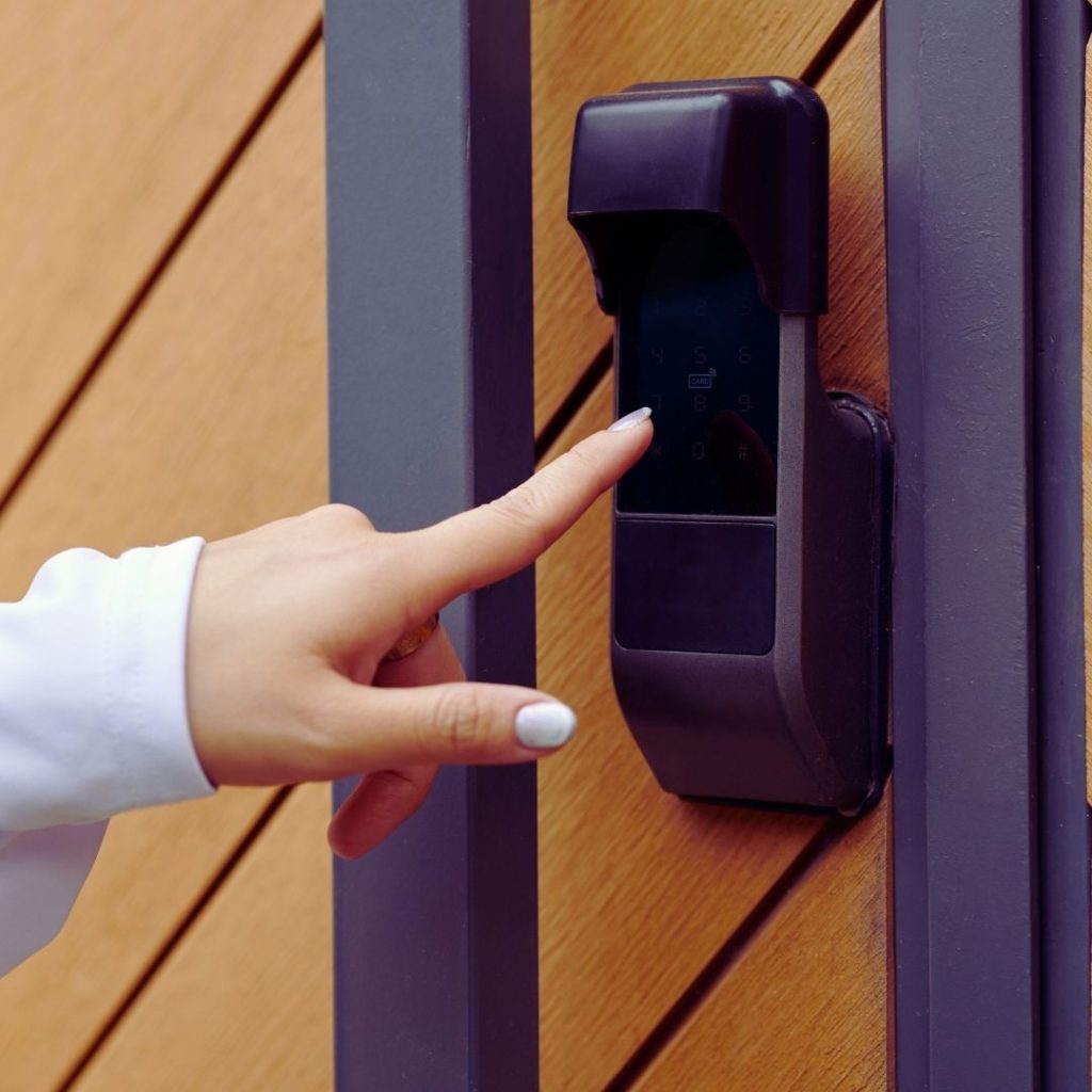 מנעולים חכמים לבית המודרני